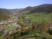 Blick nach Nordosten ber St.Trudpert und Obermnstertal zum Sonnhaldenberg am 23.10.2004