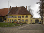 Blick nach Westen im Innenhof vom Jesuitenschloss am Sch�nberg