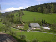 Blick nach Osten zum Gallihof am 30.4.2005