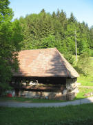 Blick nach Westen zur M�hle  in Kastelh�fe am 13.6.2006