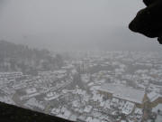 Blick von der Galerie nach S�dosten bei Schneetreiben zum Schwabentor am 12.3.2006