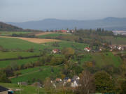 Tele-Blick vom H�genhof in Au �bers Hexental nach Westen zum Jesuitenschlo� am 10.11.2006
