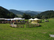 "Fr�hst�ck auf dem Bauernhof" am Melcherhof am 5.8.2007 - Blick nach S�den zum Hinterwaldkopf