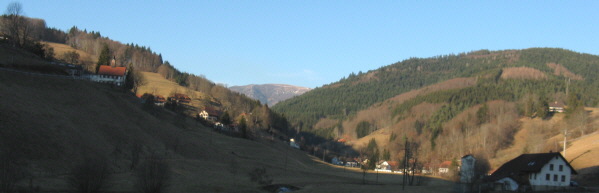 Blick �ber B�rchau nach Norden zum Belchen am 8.2.2008 gegen Abend