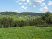 Blick von Kirnersh�usle am 14.5.2008 �ber L�wenzahn nach Westen auf Rudenberg