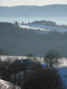 Tele-Blick nach S�den �ber Rohrerhof und die Lindleh�h zum Dreisamtal im Nebel am 11.1.2009 