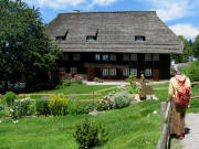 Blick nach Westen zum Pfarrhof am 26.7.2009