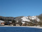 Blick nach Norden zum Schneiderhof und hoch zum Lindenberg am 14.12.2010