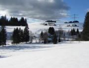 Blick vom Moosh�usle nach Westen �ber Obere M�hle zu Schw�rzlehof (links) und Schuhhof am 3.1.2011