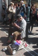 bettler-stricken140410