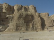 persepolis12felsgraeber141010
