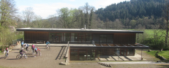 Waldhaus in Freiburg zwischen Günterstal und Wonnhalde am 12.4.2015
