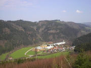 Blick nach Norden auf Dold Holzwerke in Buchenbach im Schwarzwald am 3.4.2005