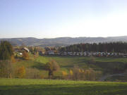 Blick vom Haldenweg zum Steingrubenhof links am 6.11.2003