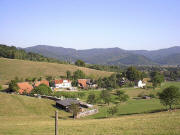 Blick auf Fischbach am 25.8.2003 - Bläsichristenhof links