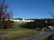 Blick von Breitnau-Tiefen nach Norden zum Fahrenberg am 21.10.2009 - der erste Schnee