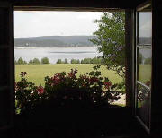 Blick aus der Vesperstube des Unterkummenhofes auf den Schluchsee am 13.6.2003