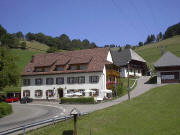 Gasthaus Neuhof (rechts Skilift Talstation)