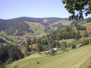Blick nach Südwesten auf Oberwieden Juni 2003 - oben der Panoramaweg zum Knöpflesbrunnen