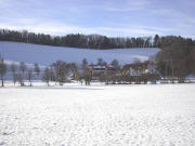 Blick nach Westen zum Flammenhof am Eingang des F�hrentals am 1.2.2004