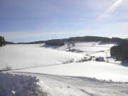 Blick vom Abzweig Thurner-Skilift nach Osten zum Konradenhof am 1.2.2004