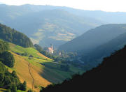 Blick vom Gipf nach S�dwesten auf St. Trudpert und K�pfle (602 m)