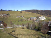 Blick nach Norden zum Kirchlehof links neben der Kirche am 5.12.2004