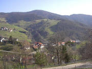 Blick vom Wanderparktplatz Eckle nach S�dosten auf H�g