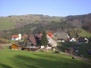 Blick �ber Fr�hnd-Kastel nach Osten �bers Wiesental zu W�hre nach Ehrsberg