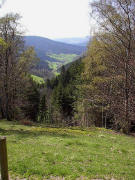 Blick nach Westen ins Yachbachtal vom Belchhäusle aus am 23.4.2005