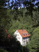 Blick nach Nordosten zum Albrechtshof im August 2005