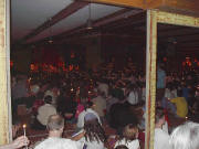 Abendgebet in Taize mit dem Osterlicht  ab 20.30 Uhr am 2.9.2005