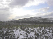 Blick vom Kirchberg bei Kirchhofen nach Westen zum Batzenberg am 18.2.2005