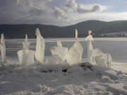 Eisfiguren am Schluchsee im Februar 2005 (mehr auf der Schuchsee-Seite)