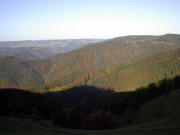 Blick nach Nordosten �bers H�llental zu zur Nessellachen ob Breitnau am 30.10.2005