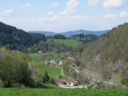 Blick von der Zufahrt zur Höfener Hütte nach Westen auf Falkensteig am 29.4.2006