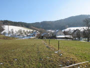 Blick nach S�den ins Ohrensbach am 13.3.2006 - Wahlenhof vorne