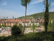 Blick vom Wasserschlößle nach Norden zum Schloßberg am 24.4.2006