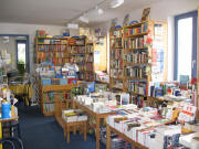 Buchhandlung Hall mit Frau Hall am 16.8.2006