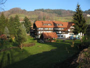 Blick nach Norden zum "Gasthof zum fröhlichen Landmann" in Kirchhausen am 1.12.2006