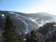 Blick nach S�den �bers obere Wiesental bei Fahl zum Ahornb�hl-Skilift
