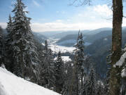 Blick zwischen Caritashaus und Hochkopfhütte nach Süden ins Menzenschwander Tal am 13.2.2006