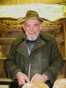 25.2.2006 in Littenweiler auf dem Bauernmarkt - Meinrad Kopp