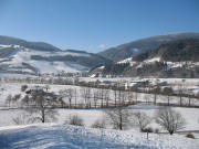 Blick vom Helmlehof Weilersbach nach Süden auf Oberried am 26.2.2006