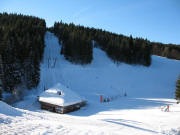 Blick nach Westen auf Lift 1 am Haldenk�pfle Schauinsland am 10.1.2006 fr�hmorgens