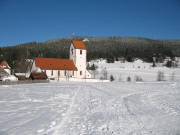 Blick nach Norden �ber die alte Saiger Dorfkirche hoch zum Hochfirst am 4.1.2006