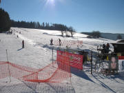 Blick nach S�den �ber den K�hberg-Kinderlift in Saig am 4.1.2006