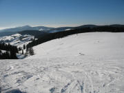 Blick nach Westen �ber St�benbach, Mitelk�pfle und Radschert zum Belchen am 30.1.2006