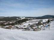 Blick nach Norden über den Skihang zur Talstation der Thoma-Skilifte am 31.1.2006