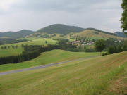 Blick von Altenrond nach S�dwesten auf Innerlehen am 28.7.2006